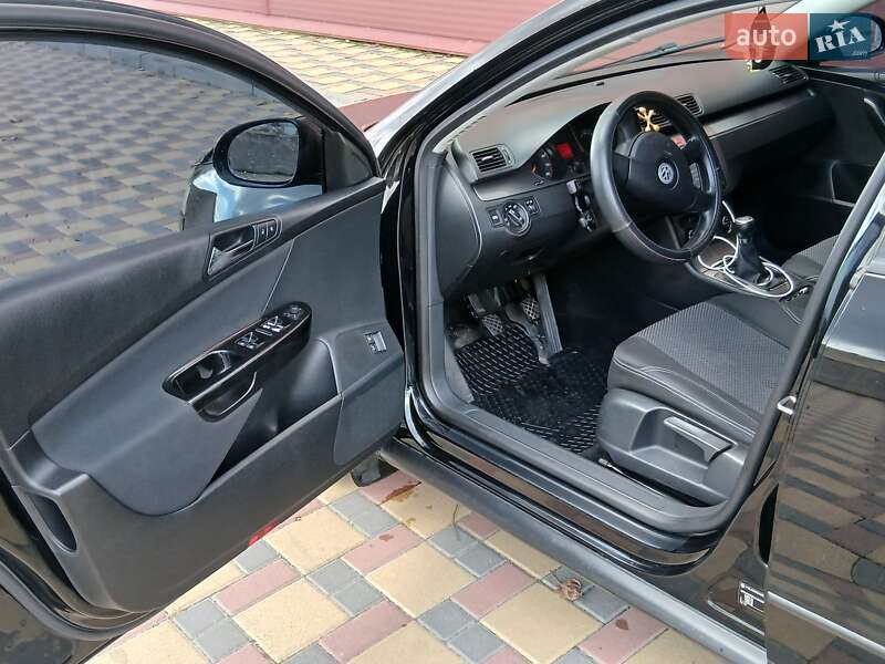 Седан Volkswagen Passat 2008 в Гайсине