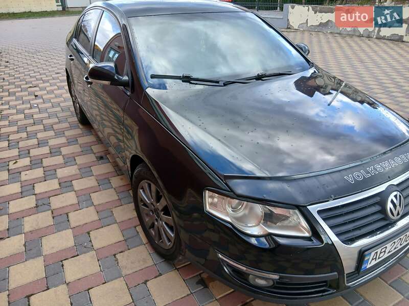 Седан Volkswagen Passat 2008 в Гайсине