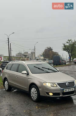 Універсал Volkswagen Passat 2009 в Харкові