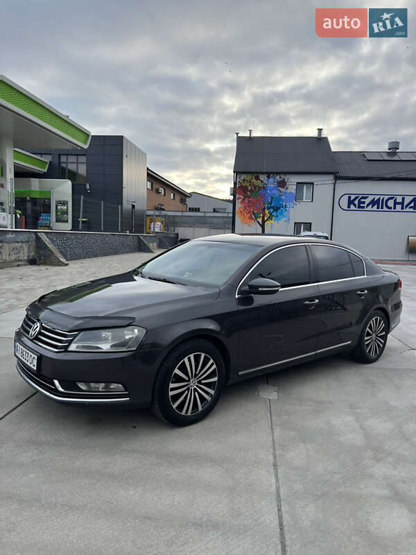 Volkswagen Passat 2011 Volkswagen Passat 2011
