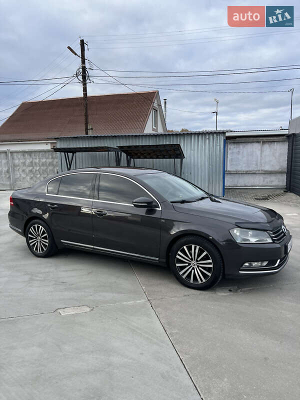 Седан Volkswagen Passat 2011 в Білій Церкві