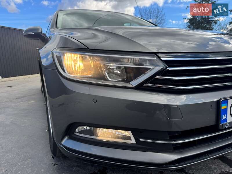 Универсал Volkswagen Passat 2015 в Черновцах