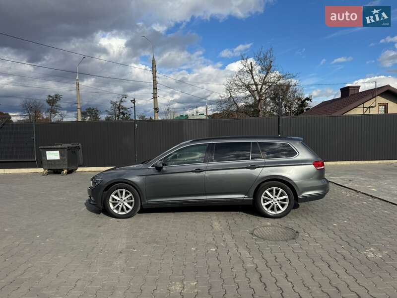Универсал Volkswagen Passat 2015 в Черновцах