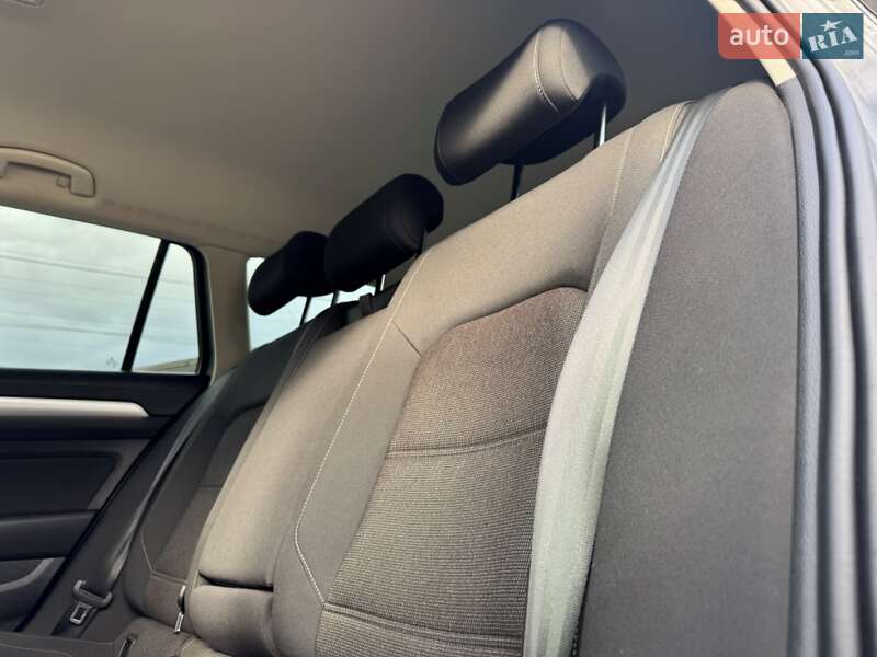 Универсал Volkswagen Passat 2015 в Черновцах