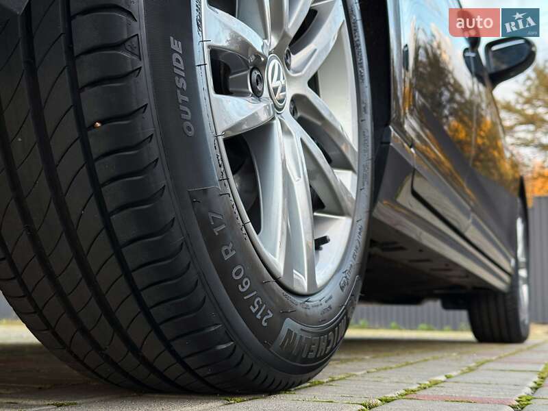 Універсал Volkswagen Passat 2017 в Луцьку фото 22 Універсал Volkswagen Passat 2017 в Луцьку