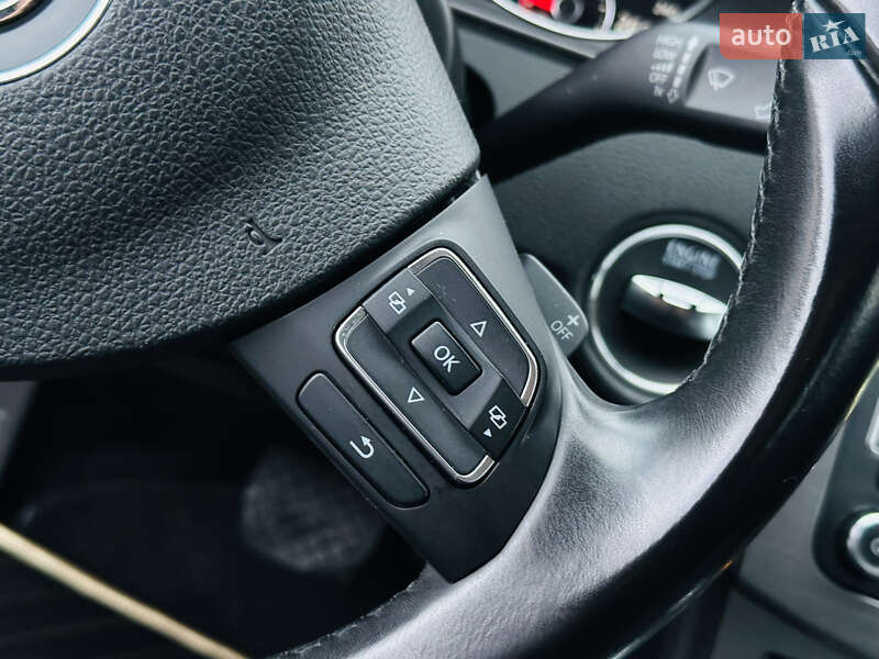 Универсал Volkswagen Passat 2013 в Харькове