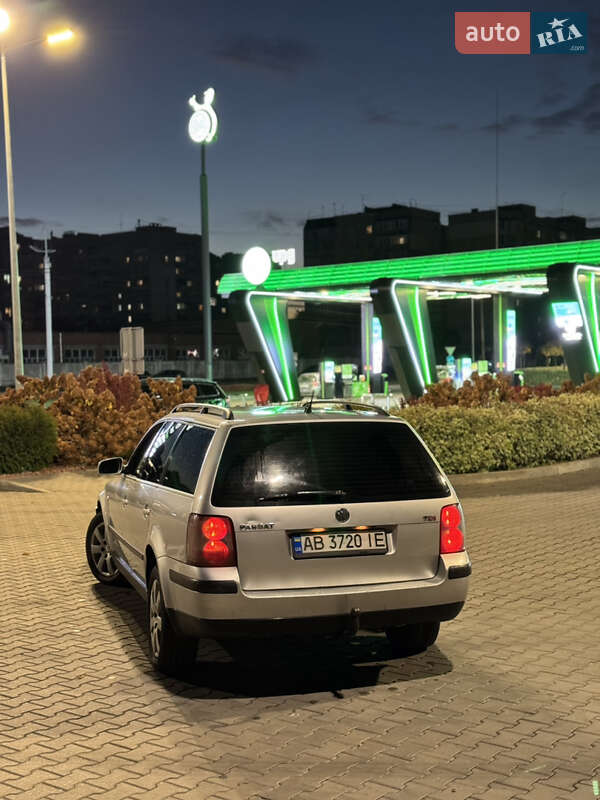 Універсал Volkswagen Passat 2001 в Хмельницькому