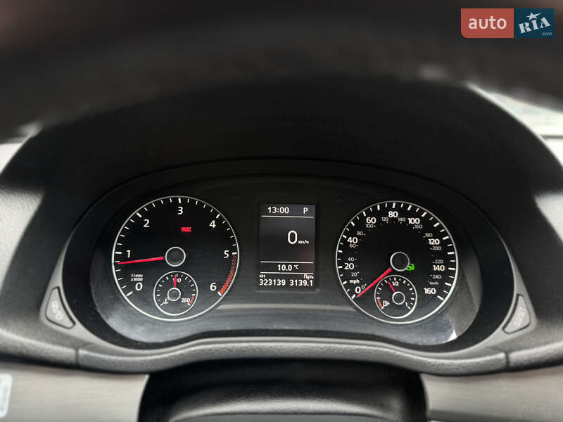 Седан Volkswagen Passat 2014 в Киеве