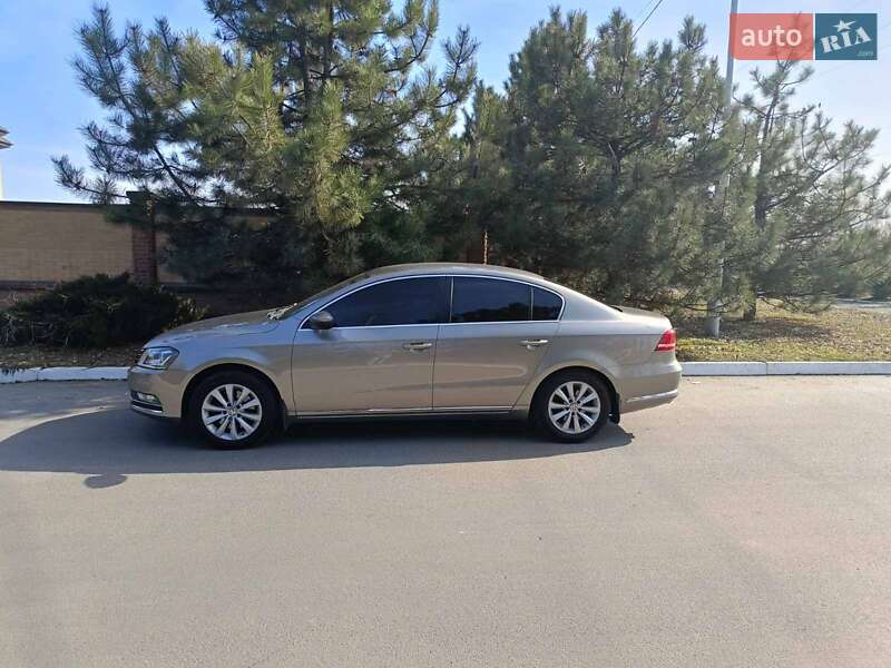 Volkswagen Passat 2012