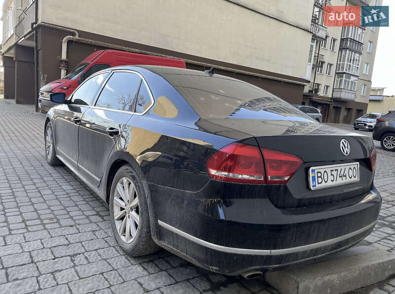 Седан Volkswagen Passat 2013 в Залещиках