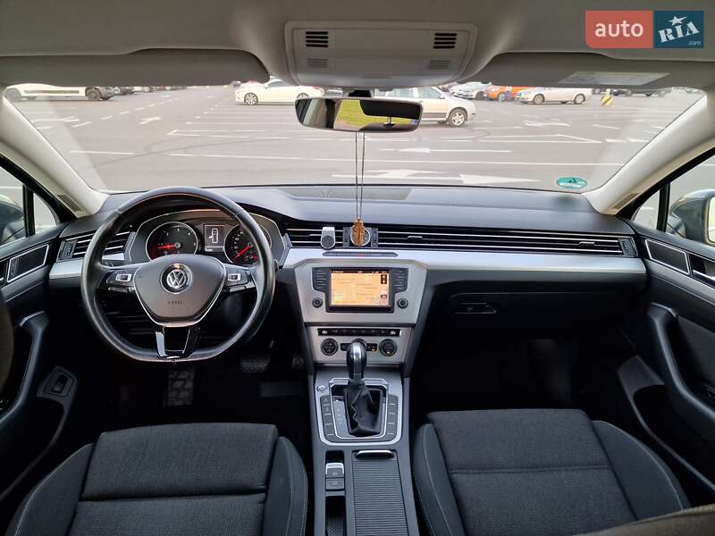 Універсал Volkswagen Passat 2015 в Києві фото 23 Універсал Volkswagen Passat 2015 в Києві
