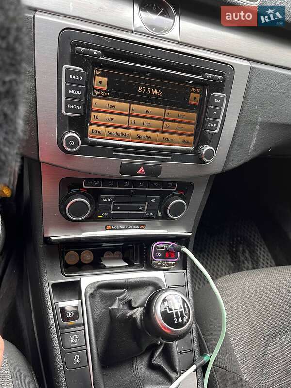 Volkswagen Passat 2011 Volkswagen Passat 2011