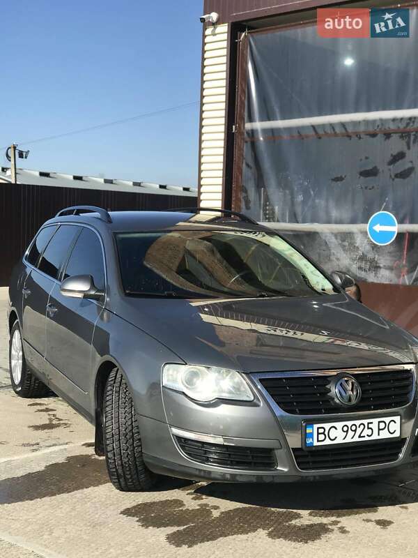 Универсал Volkswagen Passat 2008 в Жидачове