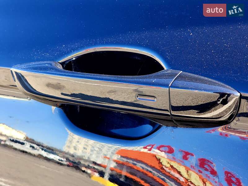 Седан Volkswagen Passat 2015 в Черновцах