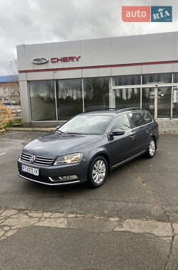 Универсал Volkswagen Passat 2011 в Киеве