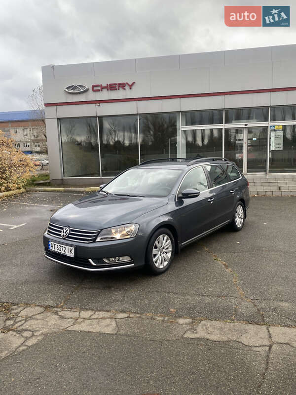 Универсал Volkswagen Passat 2011 в Киеве фото Универсал Volkswagen Passat 2011 в Киеве