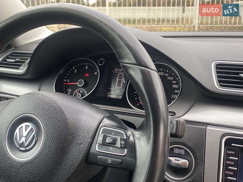 Универсал Volkswagen Passat 2011 в Киеве фото 12 Универсал Volkswagen Passat 2011 в Киеве