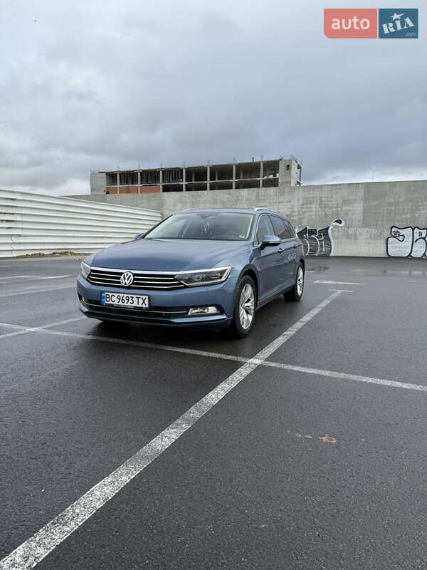 Универсал Volkswagen Passat 2017 в Львове фото 3 Универсал Volkswagen Passat 2017 в Львове
