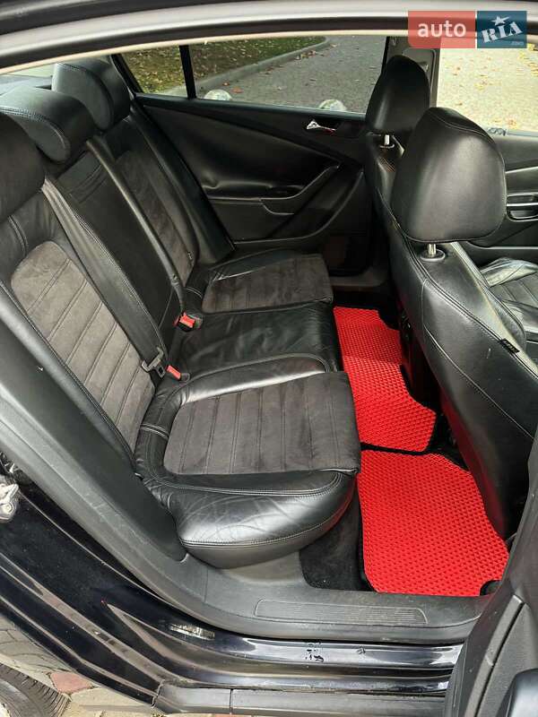 Седан Volkswagen Passat 2007 в Одессе