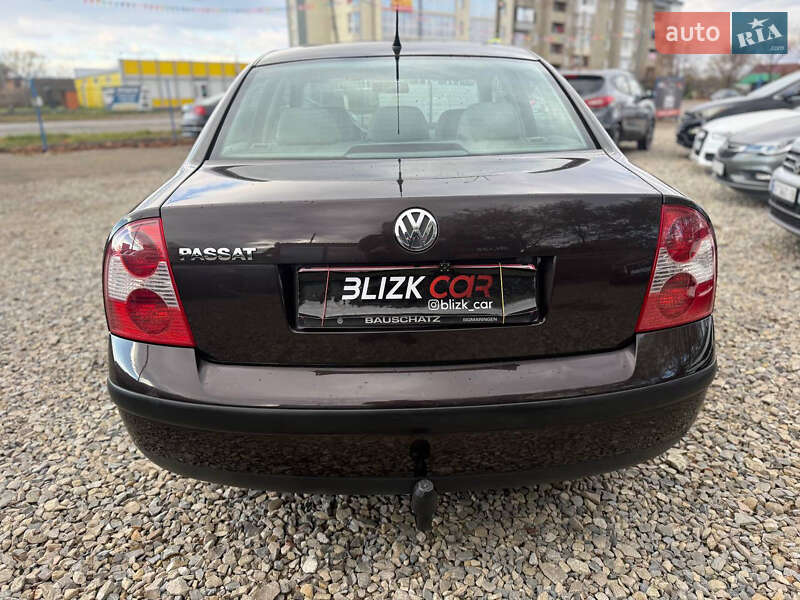 Седан Volkswagen Passat 2004 в Коломые