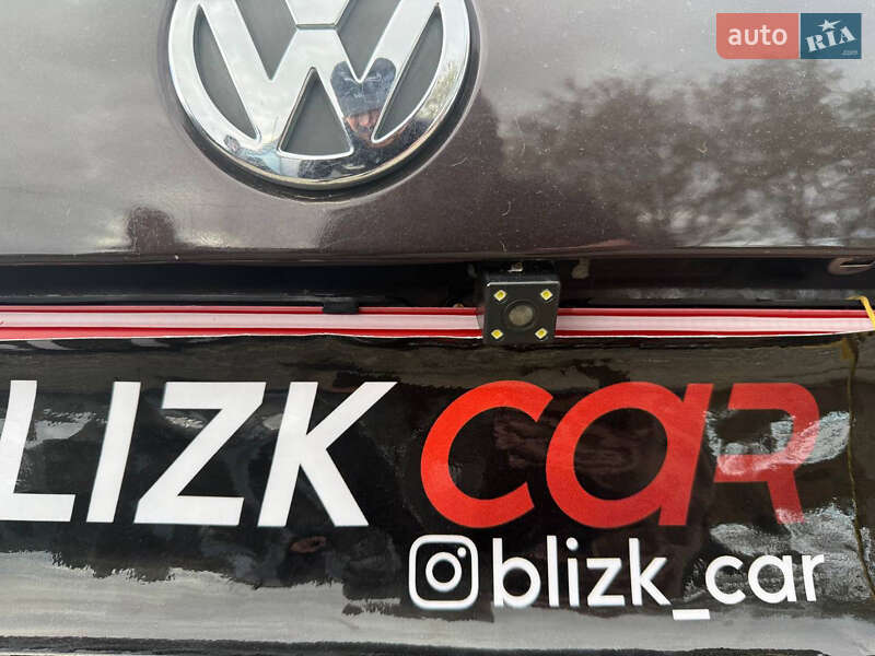 Седан Volkswagen Passat 2004 в Коломые