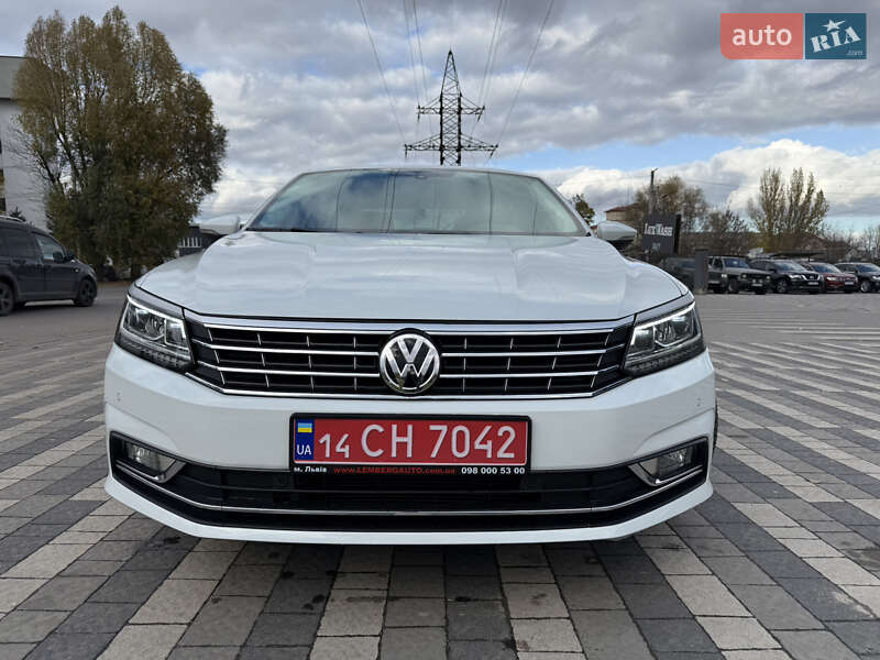 Седан Volkswagen Passat 2017 в Львові