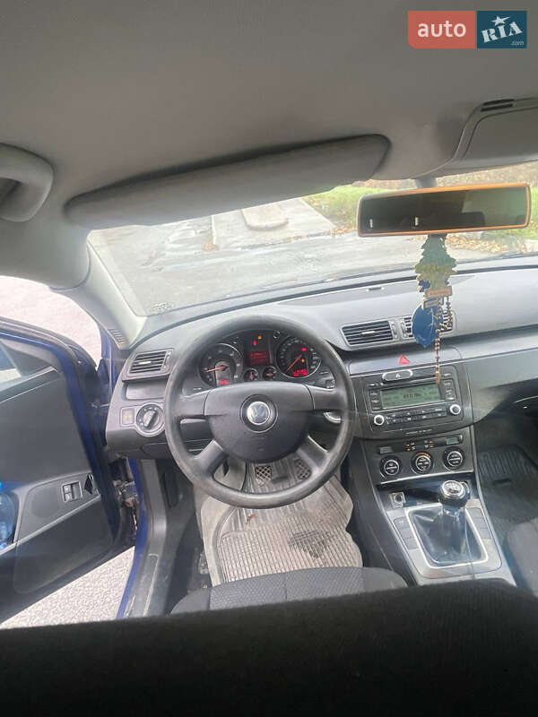 Универсал Volkswagen Passat 2006 в Киеве