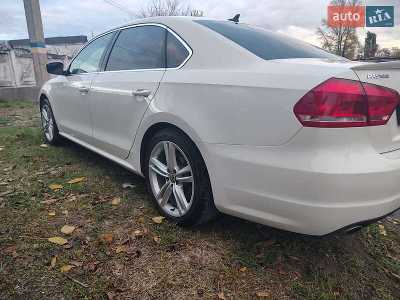 Седан Volkswagen Passat 2013 в Каменском