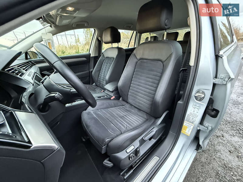 Универсал Volkswagen Passat 2015 в Ровно