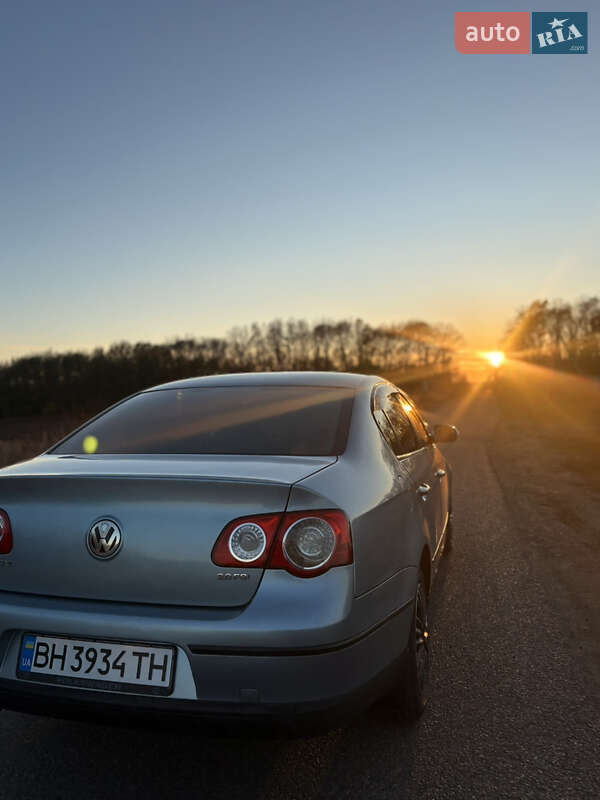 Седан Volkswagen Passat 2005 в Подольске фото 2 Седан Volkswagen Passat 2005 в Подольске