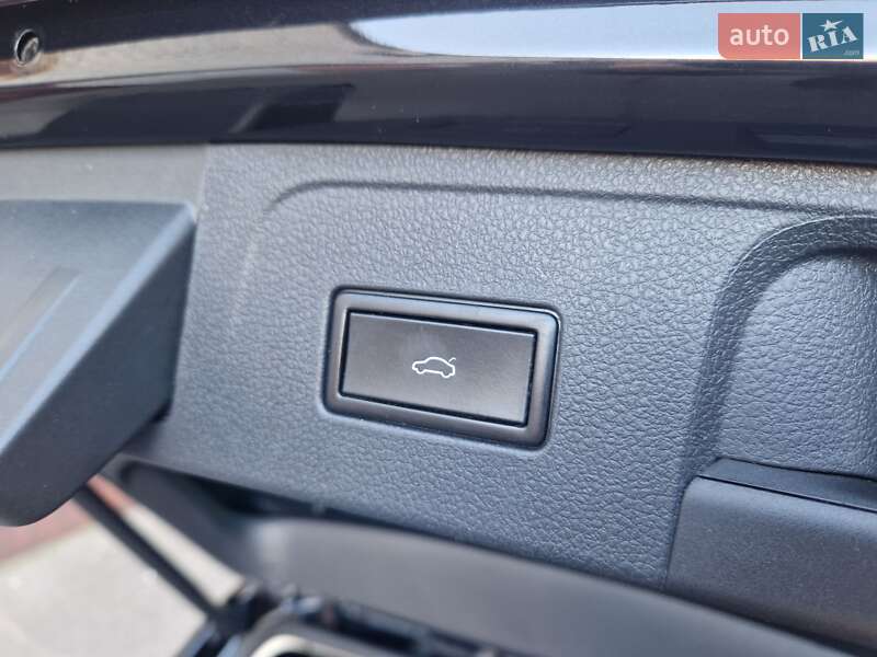 Универсал Volkswagen Passat 2016 в Киеве фото 63 Универсал Volkswagen Passat 2016 в Киеве