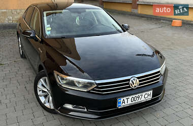 Седан Volkswagen Passat 2016 в Львове