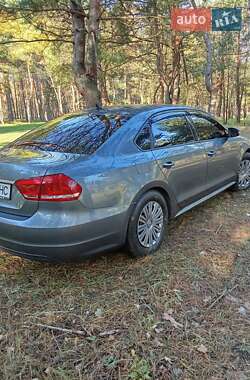 Седан Volkswagen Passat 2015 в Кропивницком