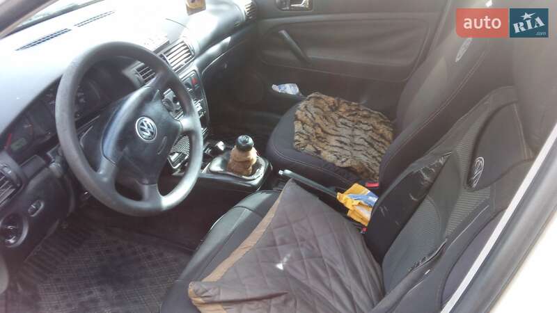 Універсал Volkswagen Passat 1999 в Запоріжжі