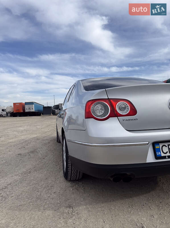 Седан Volkswagen Passat 2007 в Чернівцях