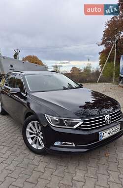 Універсал Volkswagen Passat 2015 в Снятині