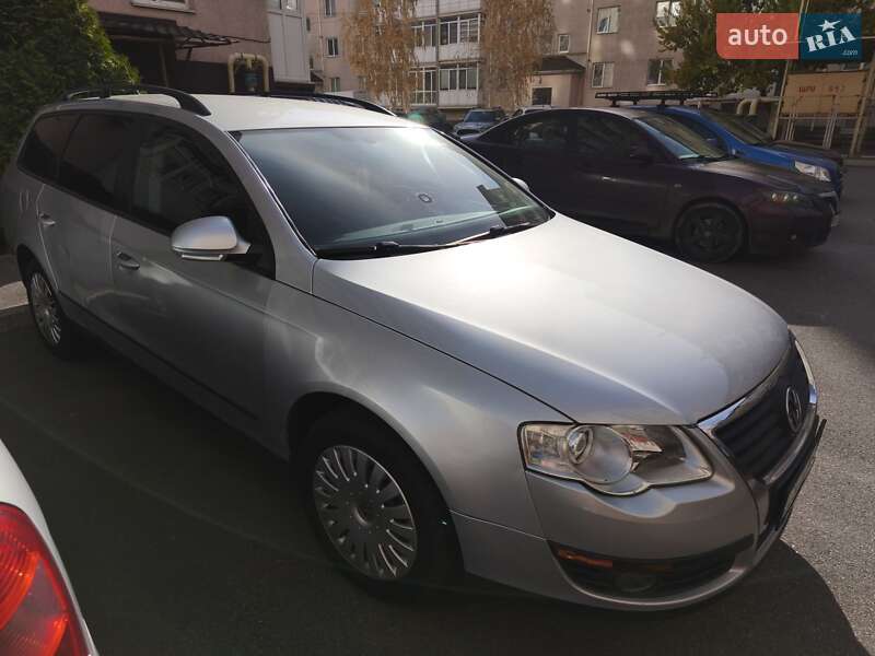 Универсал Volkswagen Passat 2006 в Киеве