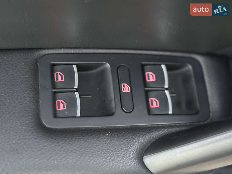 Седан Volkswagen Passat 2012 в Хмельницком