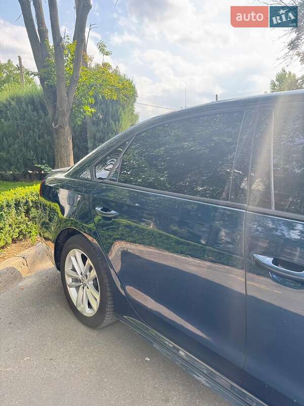 Седан Volkswagen Passat 2017 в Борисполе