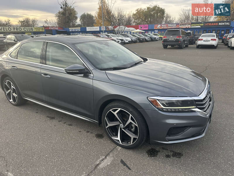 Седан Volkswagen Passat 2020 в Киеве