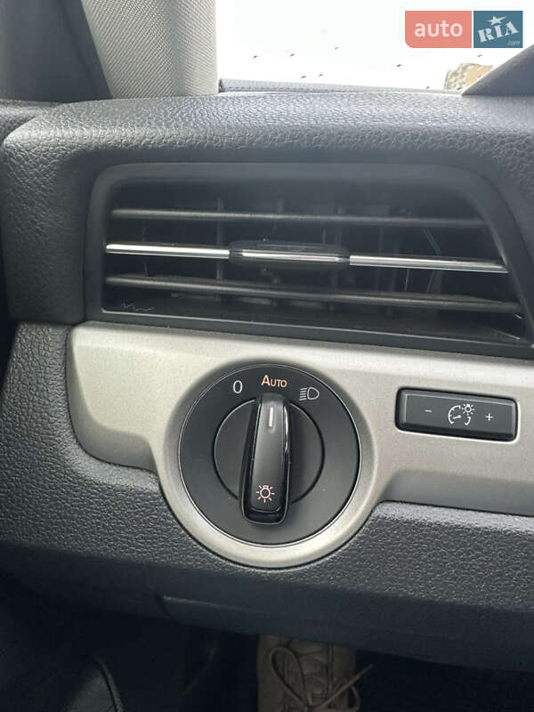 Седан Volkswagen Passat 2020 в Киеве