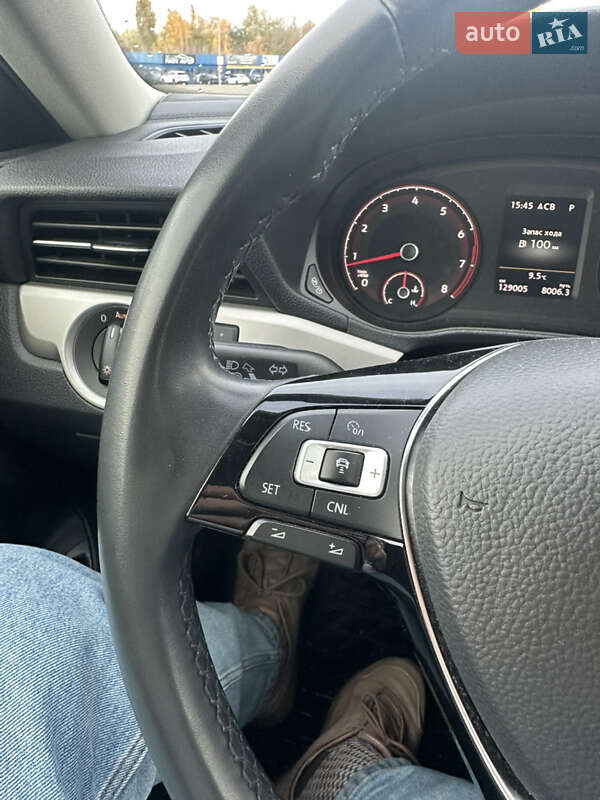 Седан Volkswagen Passat 2020 в Киеве