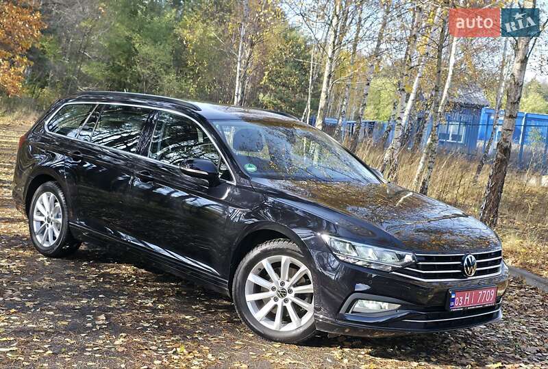 Универсал Volkswagen Passat 2022 в Буче