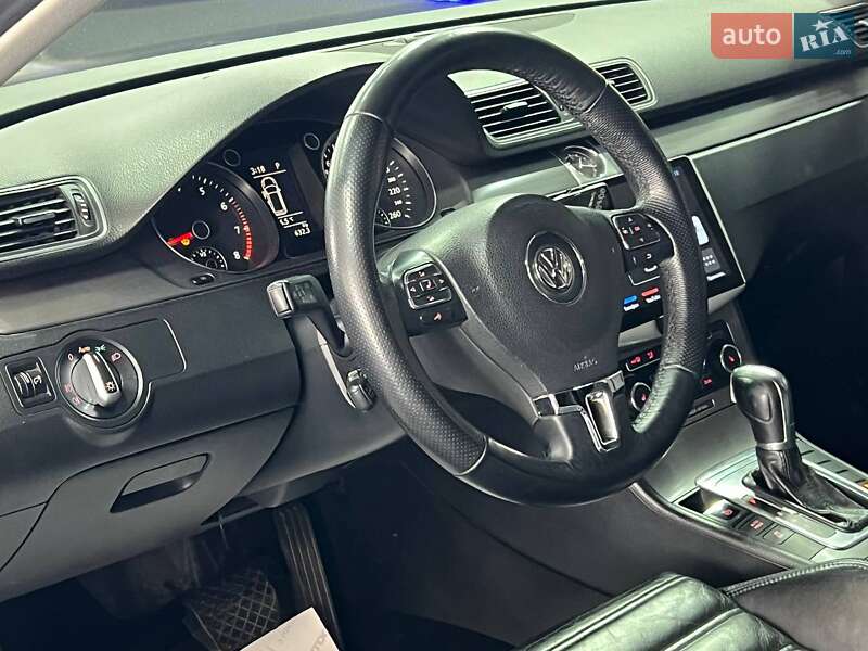 Универсал Volkswagen Passat 2011 в Одессе фото 13 Универсал Volkswagen Passat 2011 в Одессе