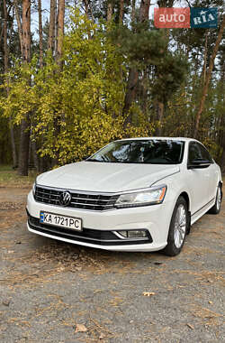 Седан Volkswagen Passat 2016 в Киеве Седан Volkswagen Passat 2016 в Киеве