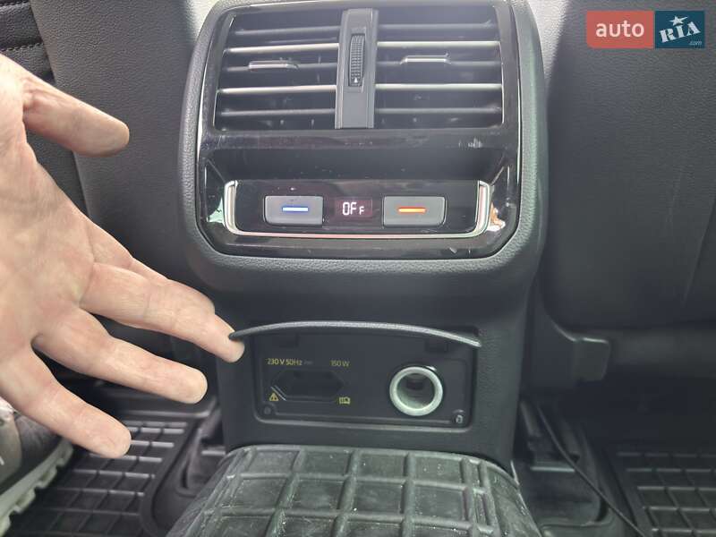 Универсал Volkswagen Passat 2018 в Киеве