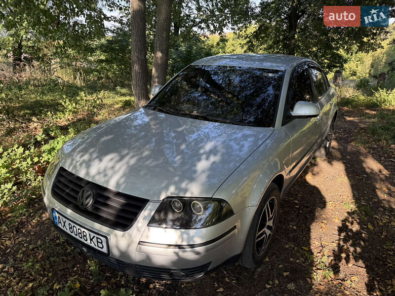 Седан Volkswagen Passat 2005 в Харькове