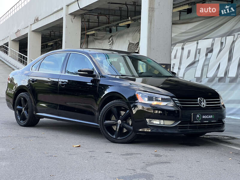 Седан Volkswagen Passat 2013 в Києві