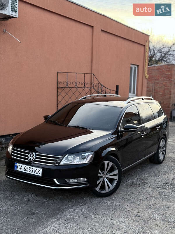 Універсал Volkswagen Passat 2011 в Смілі