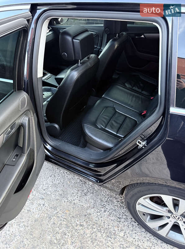 Універсал Volkswagen Passat 2011 в Смілі